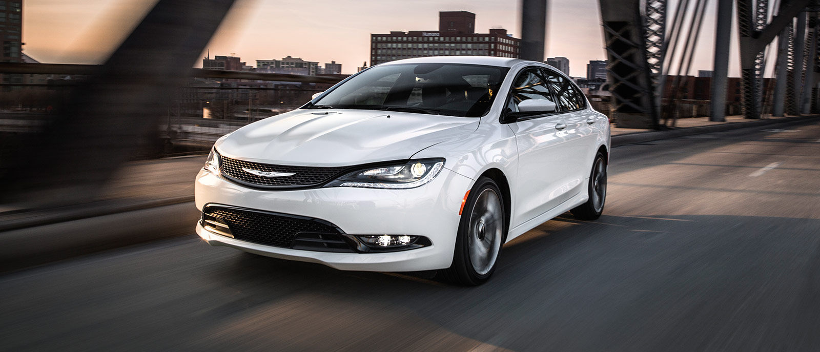 2016 Chrysler 200 Exterior