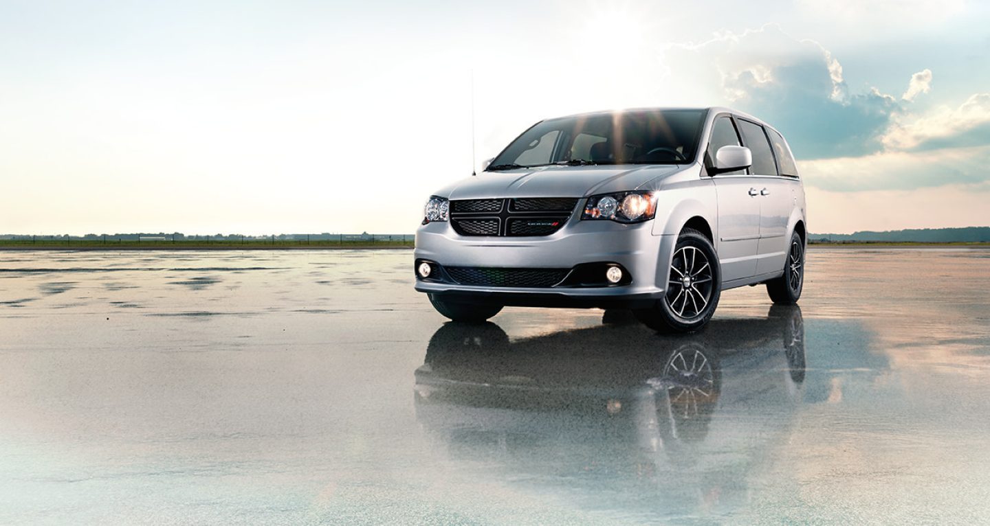 2017 Dodge Grand Caravan Exterior Silver Front