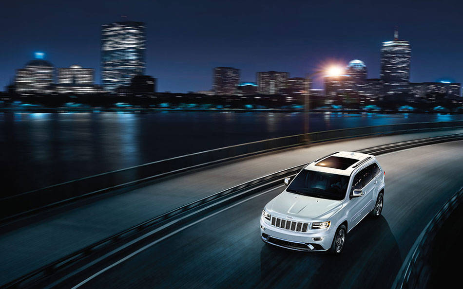 2017 Jeep Grand Cherokee Exterior Night