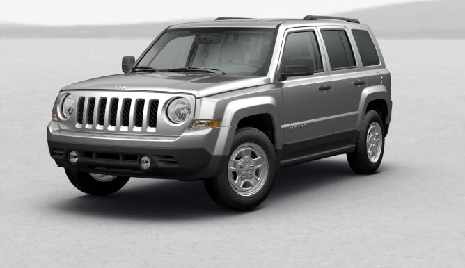 2017 Jeep Patriot Sport Gray Front Exterior