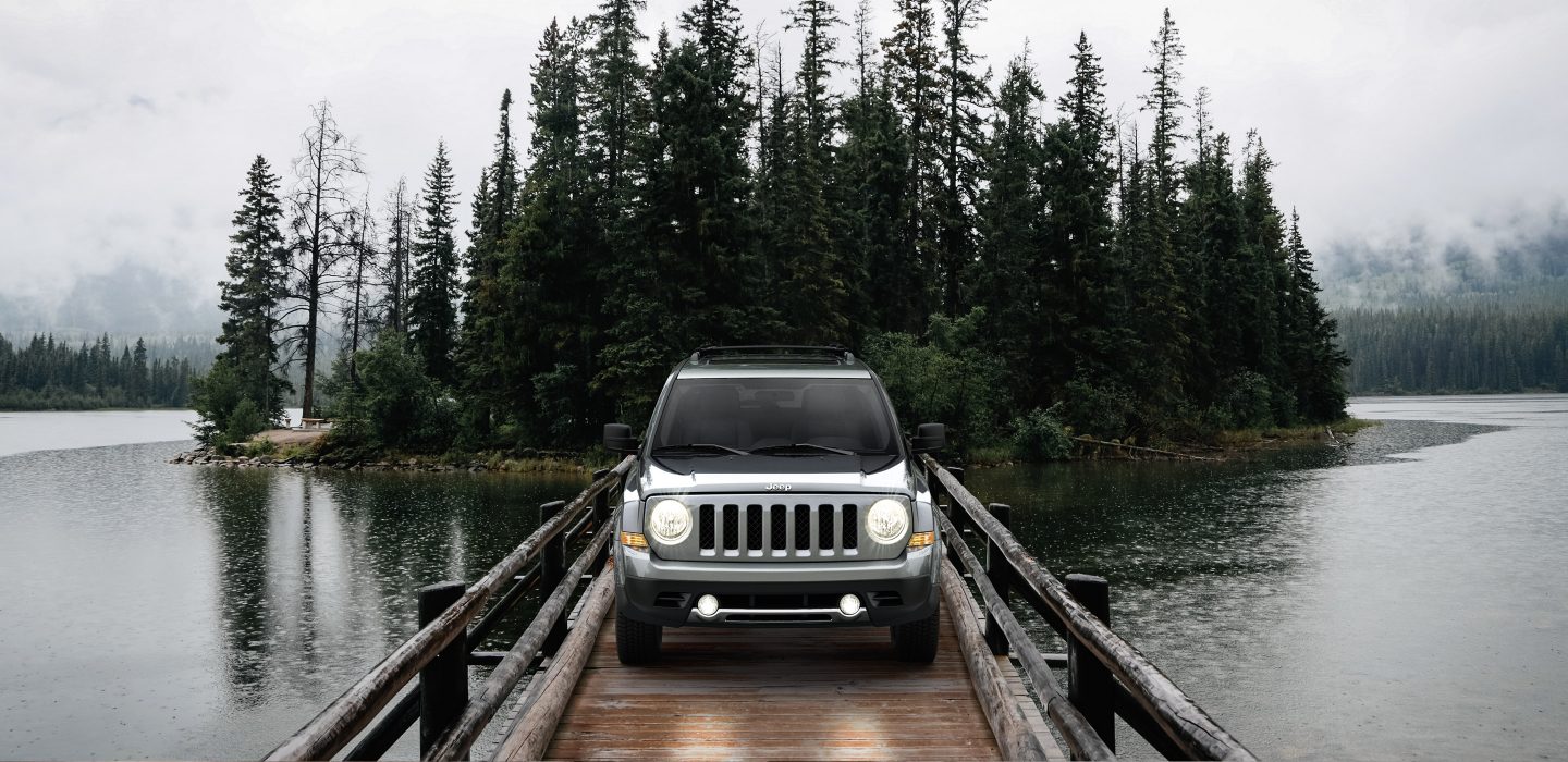 interior del jeep patriot 2023