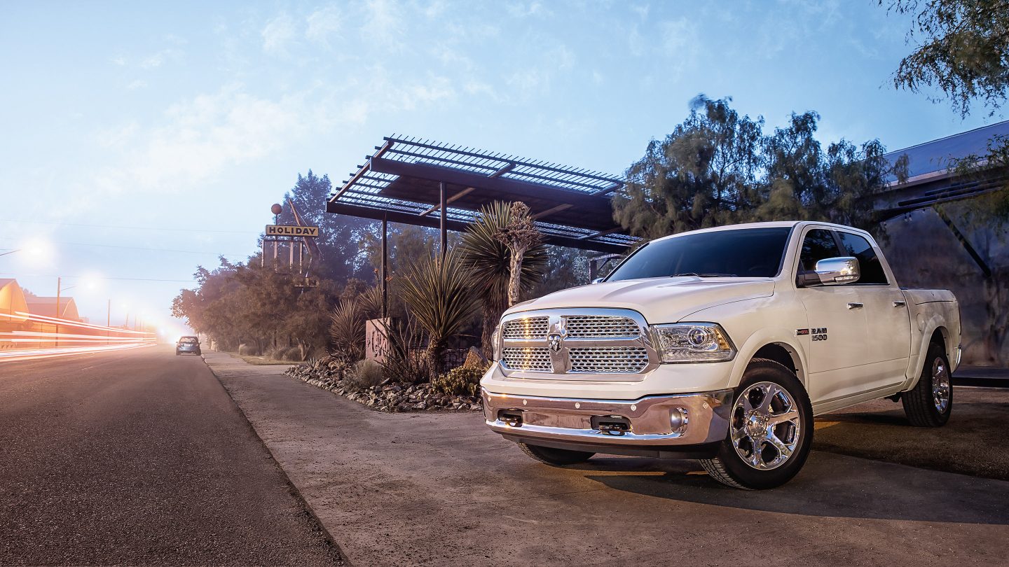 2017 Ram 1500 Front Exterior White