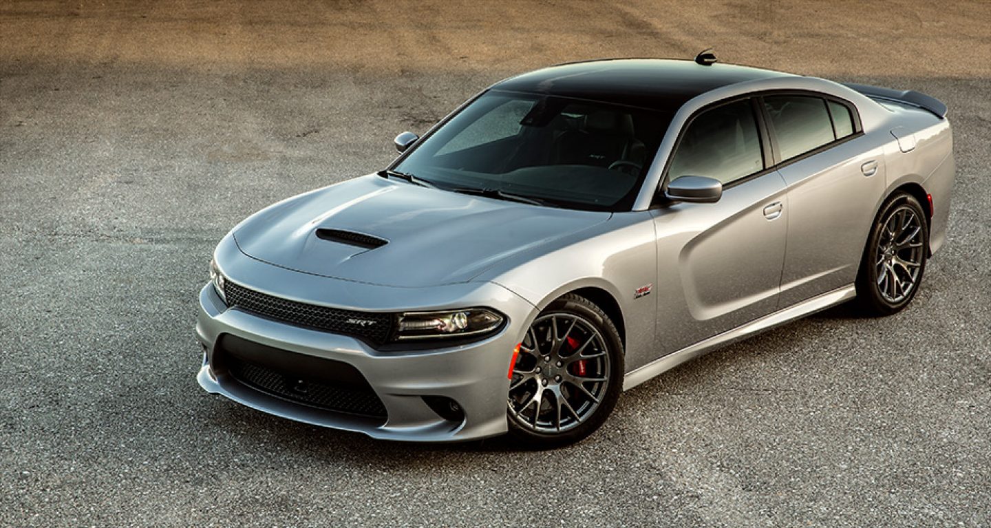 2017 dodge charger awd v8