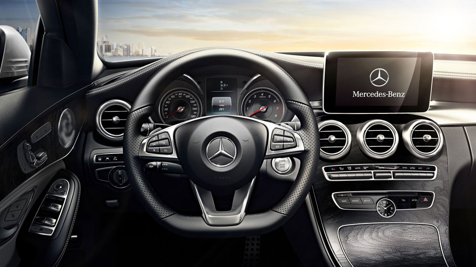 2017 Mercedes-Benz C300 4MATIC Interior Dash