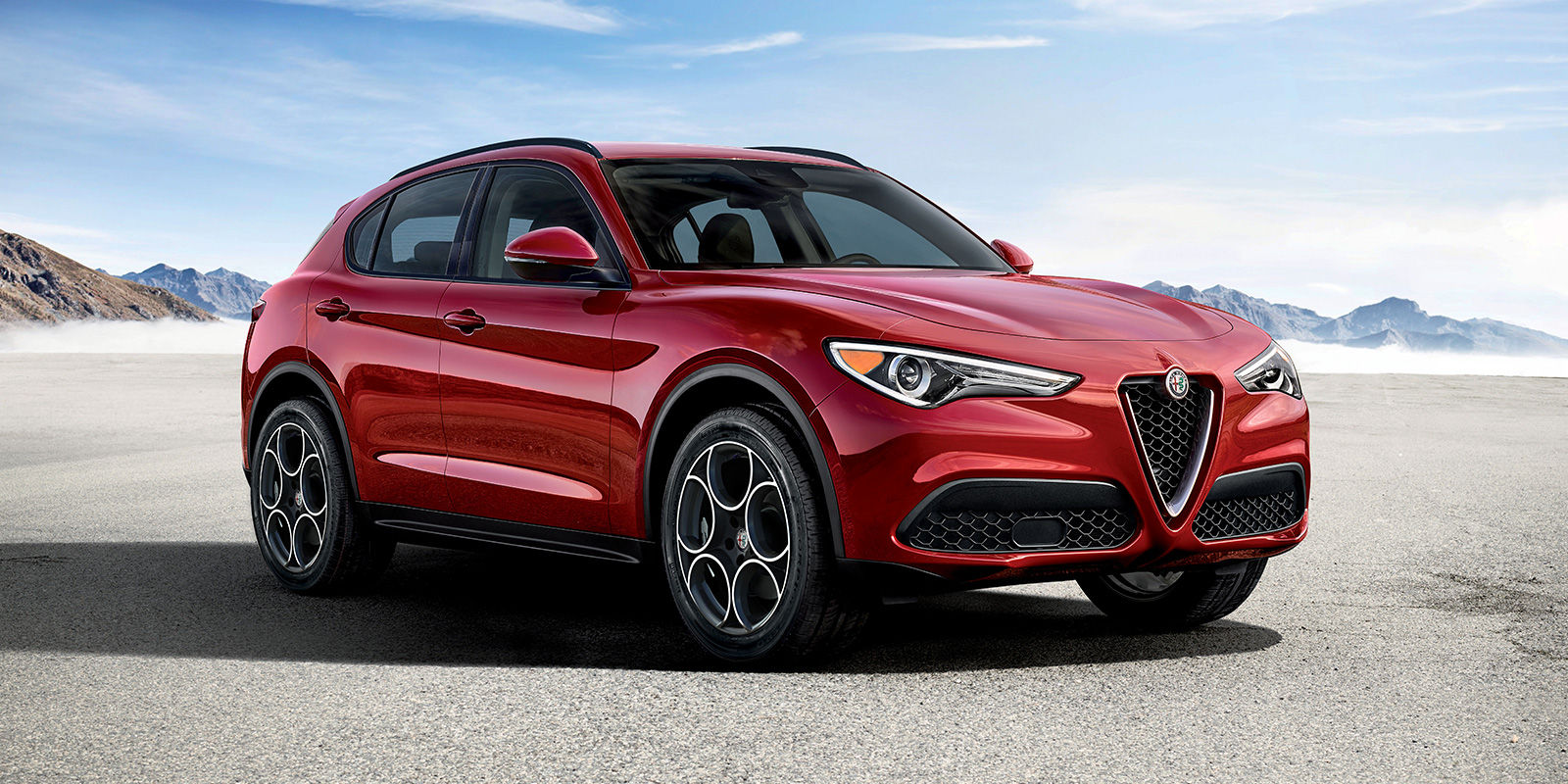 2018 Alfa Romeo Stelvio Blue Exterior Side Profile