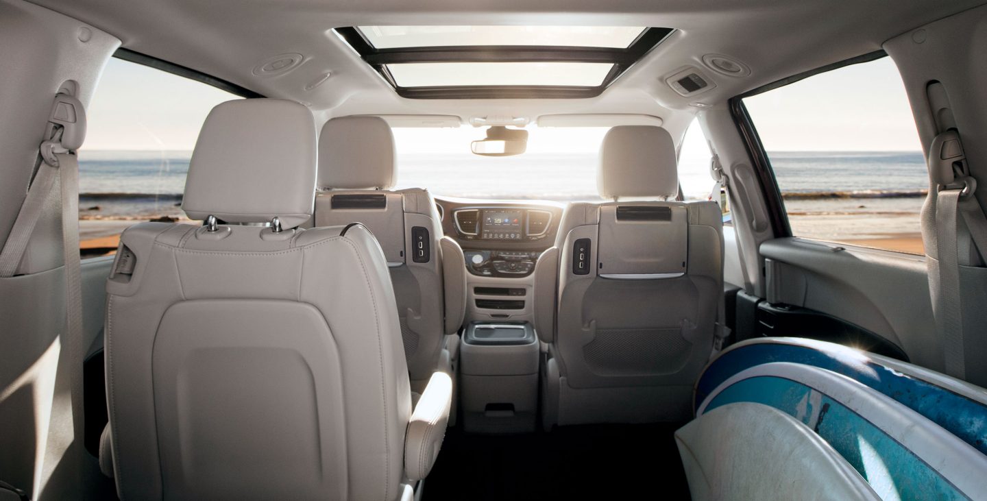 2019 chrysler pacifica 8 seater