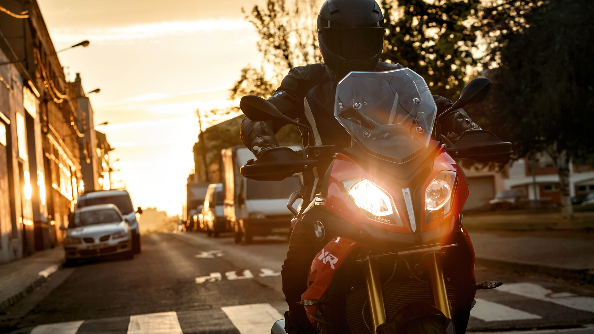 2019 BMW S 1000 XR Red Exterior Front View Picture