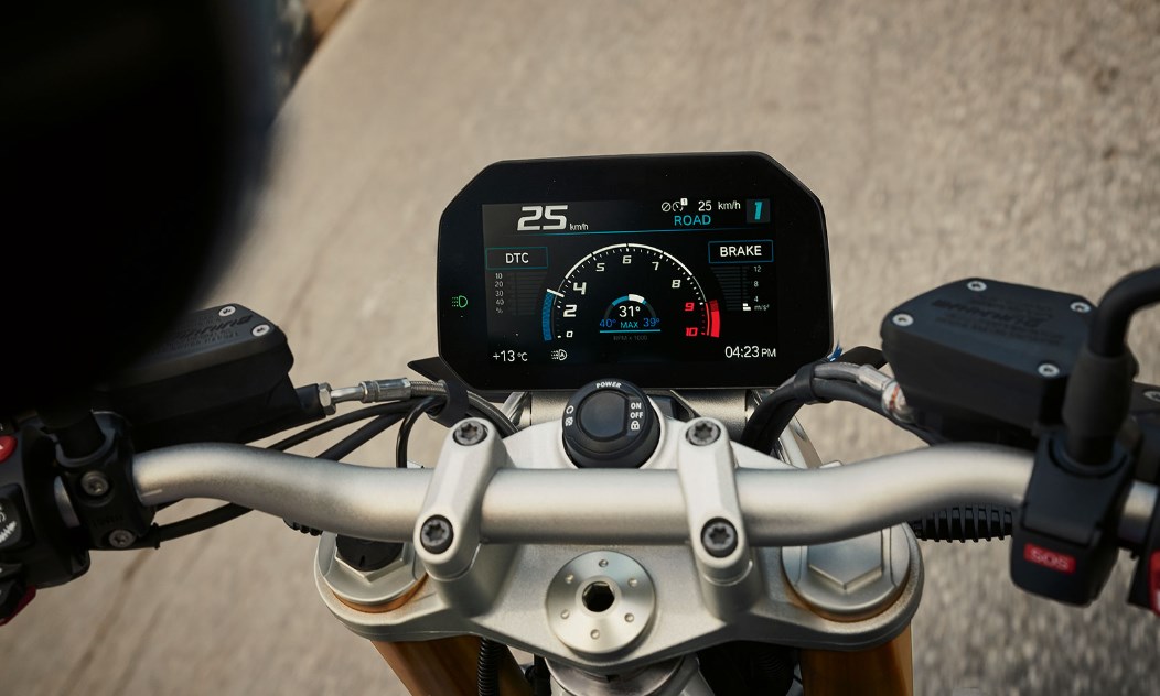 2020 BMW R 1250 R Handlebar Dash Picture